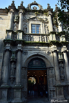 Entrée d'un musée