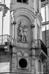 A Roman in a niche