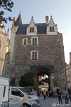 Porte Saint-Pierre, dating from the 15th century for the lower part and resting on foundations from the Gallo-Roman period