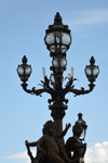 The Alexandre III Bridge is embellished at night with these lights Paris
